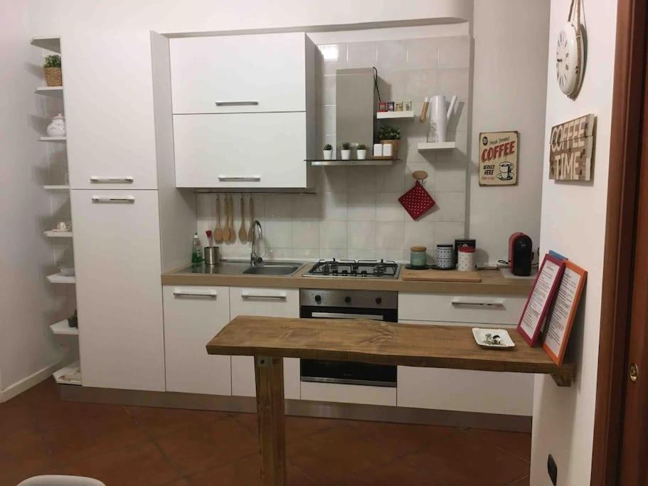 Апартаменти Casa Via Toledo. Centralissima E Vicina Al Porto Неаполь Екстер'єр фото