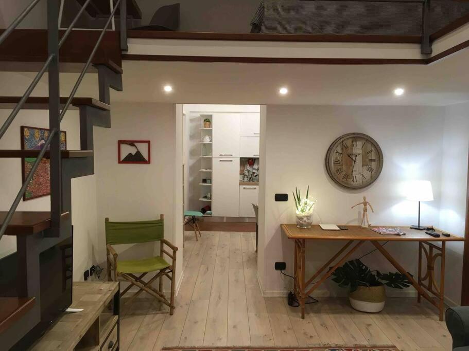 Апартаменти Casa Via Toledo. Centralissima E Vicina Al Porto Неаполь Екстер'єр фото