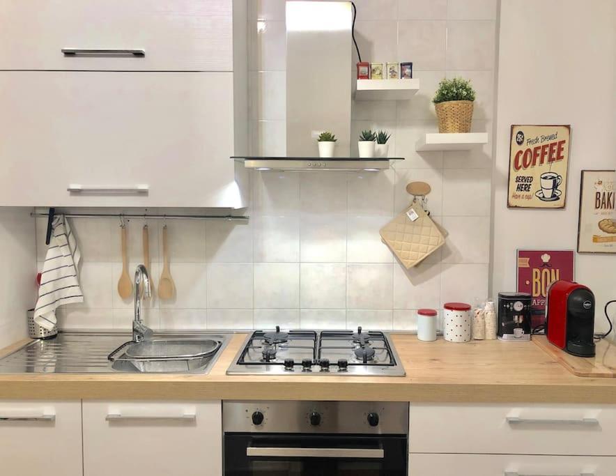 Апартаменти Casa Via Toledo. Centralissima E Vicina Al Porto Неаполь Екстер'єр фото